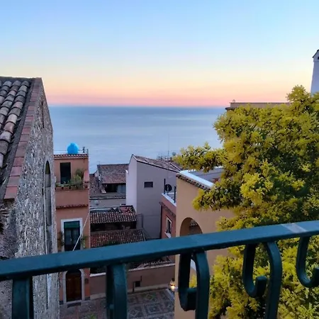 Apartment Taormina Center Private Apartments By Fragranza Di Sicilia