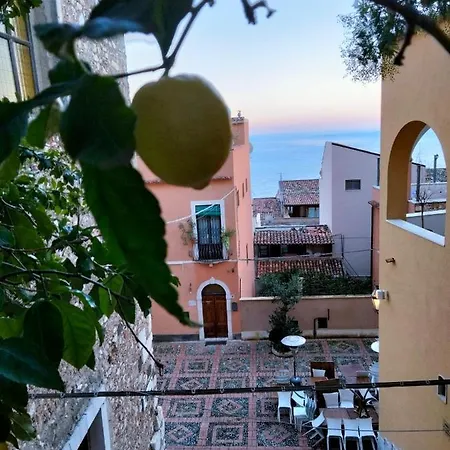 Taormina Center Private Apartments By Fragranza Di Sicilia Apartment Taormina