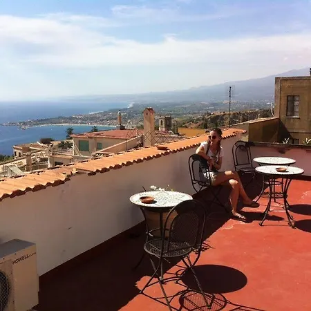 Taormina Center Private Apartments By Fragranza Di Sicilia Апартаменты